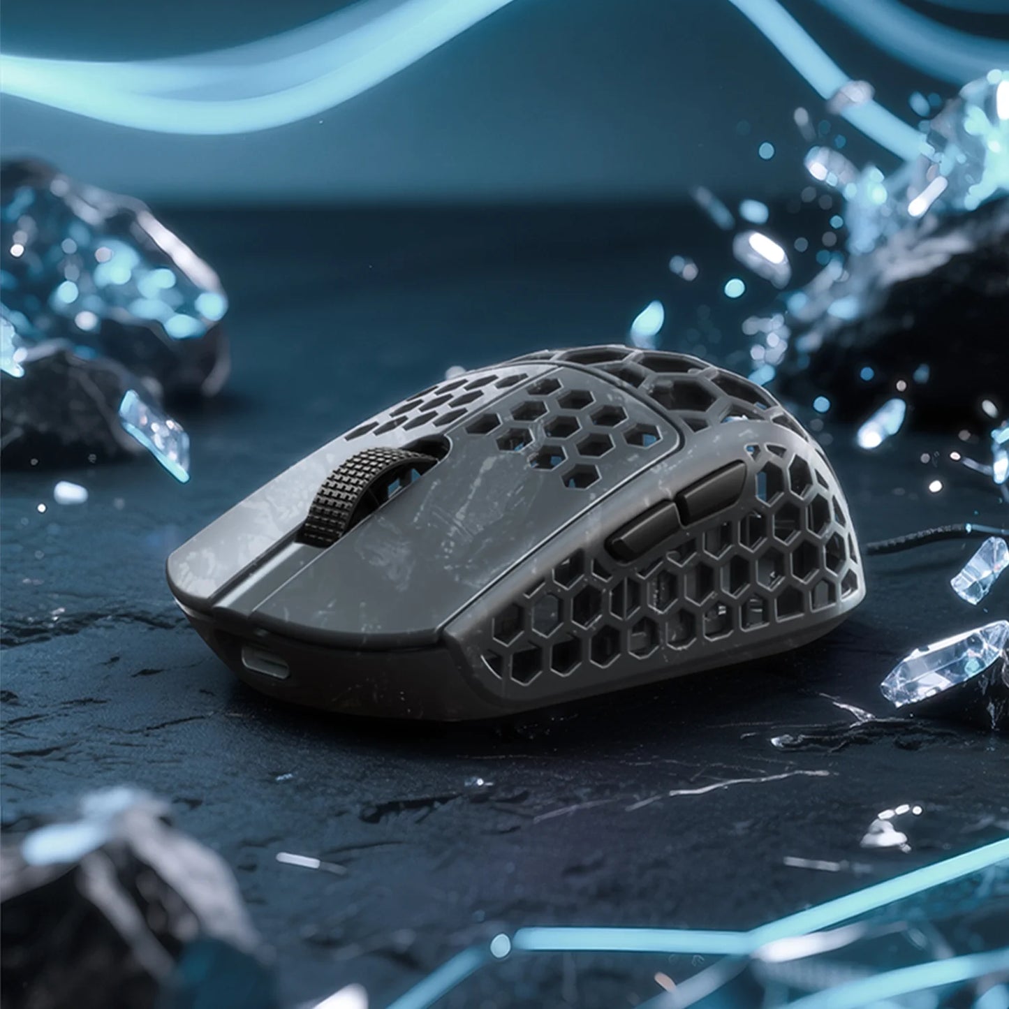 Darmoshark M5 AIR MP FISH HEAD Trio-mode Light-weight Carbon Fiber 8K Polling rate Gaming Mouse